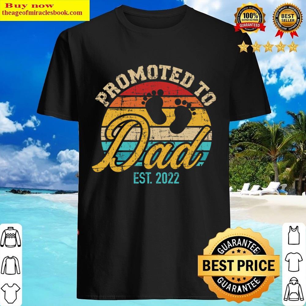 Mens Promoted To Dad 2022 Vintage Retro Shirt