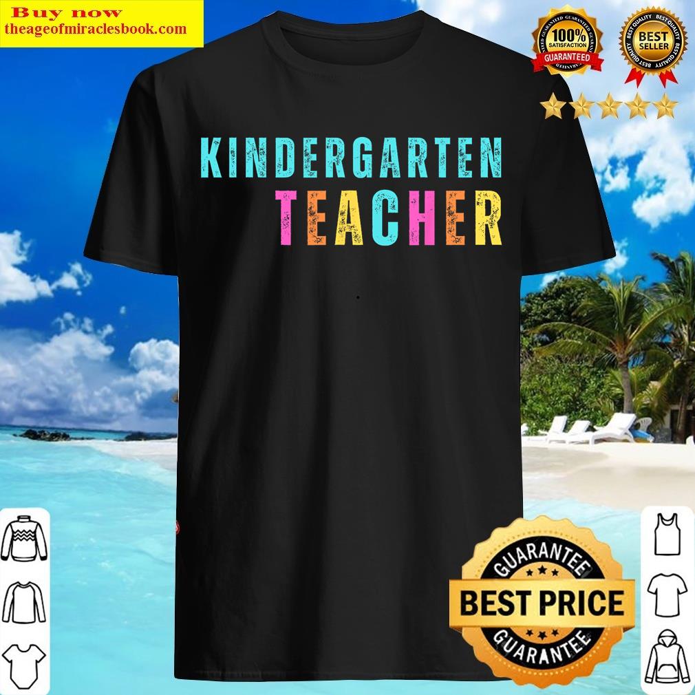 Kindergarten Teacher Back To School Retro Vintage Rainbow T-shirt