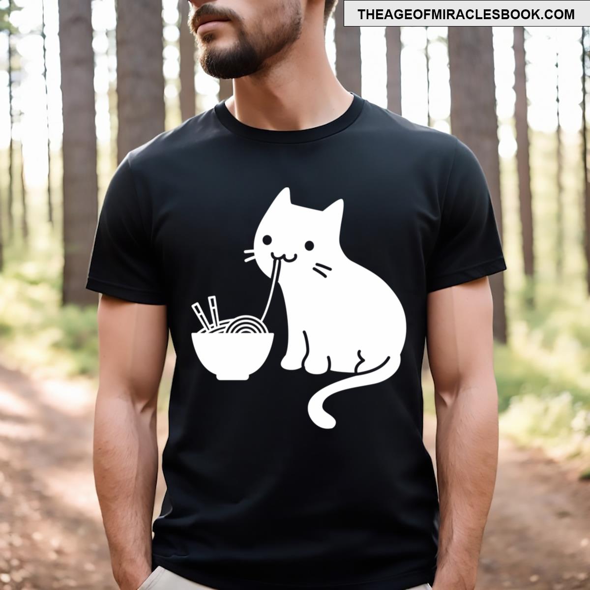 Cute Cat Eating Ramen Essential T-shirt