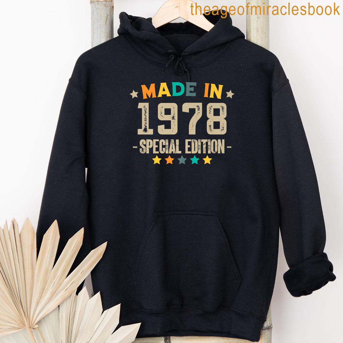 Alternative view of Year Of Birth 1978 Birthday Design Vintage Born In 1978 Premium T-shirt