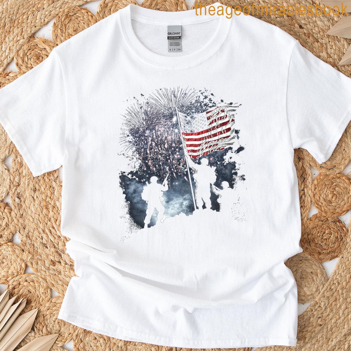 1776 Fireworks Patriotic American Flag 4th Of July Mens T-shirt