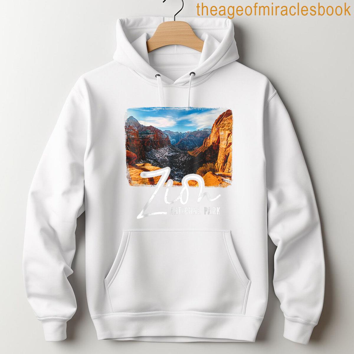 Alternative view of Zion National Park Outdoor Vintage Men Women T-shirt