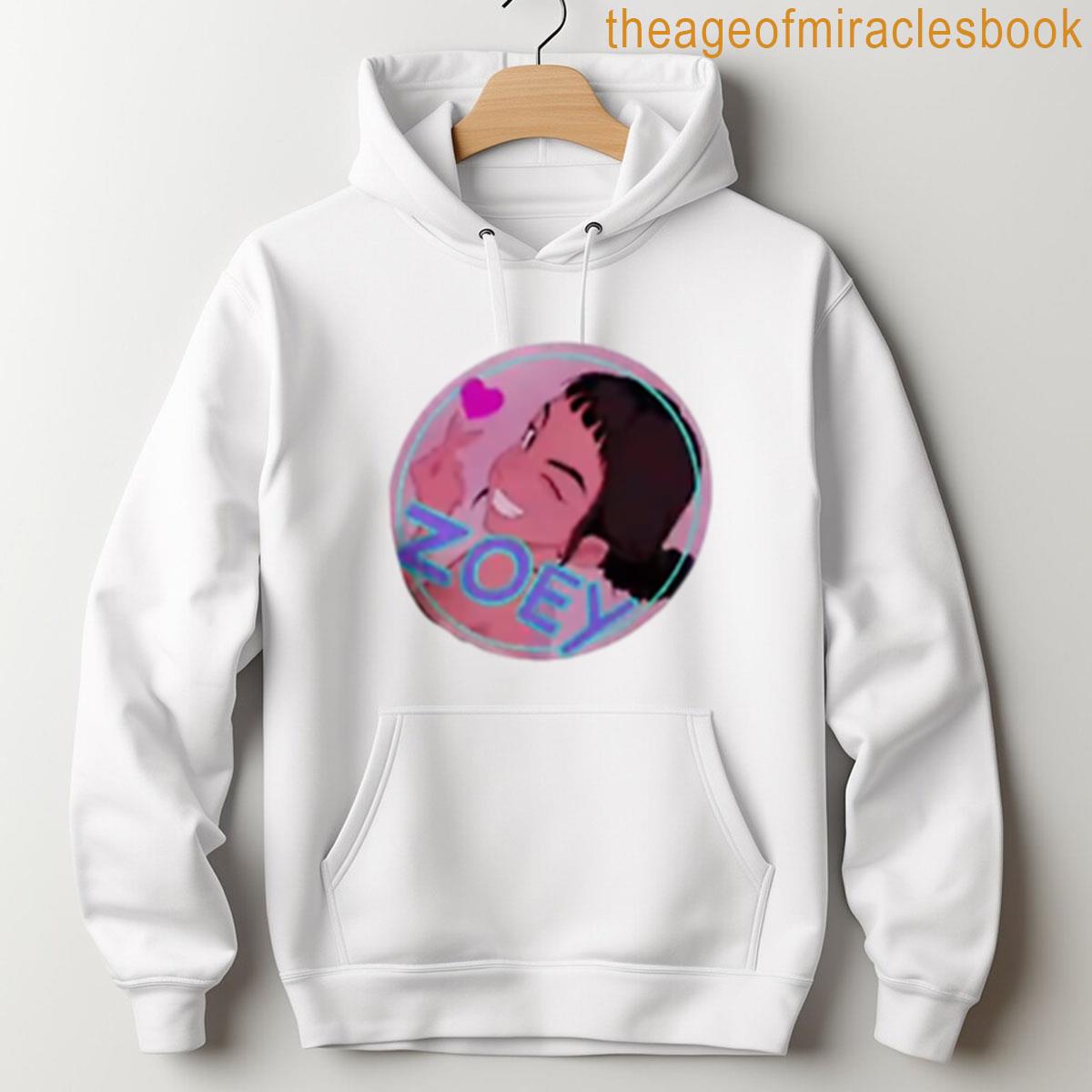 Alternative view of Zoey Huntrix Heart T-shirt