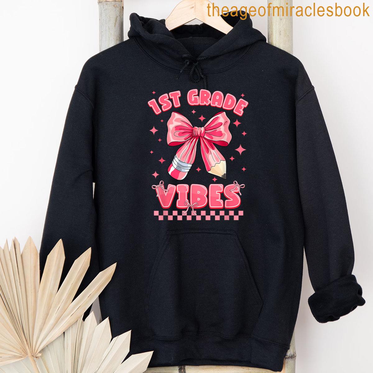 Alternative view of 1st Grade Vibes Back To School Coquette Teachers Girls Kids T-shirt