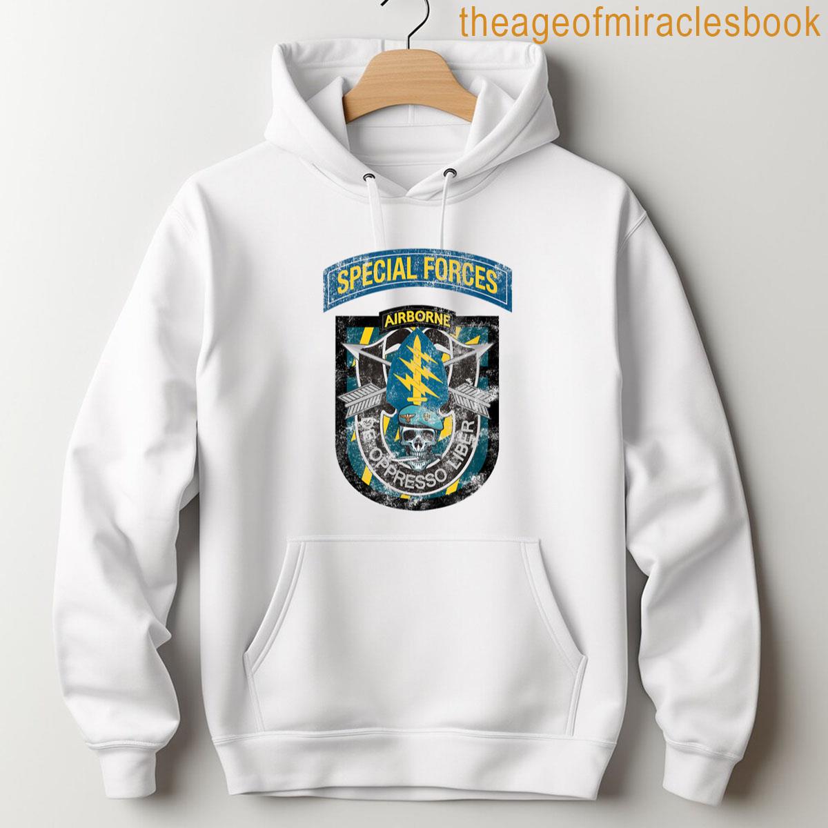 Alternative view of 12th Special Forces Group Veteran Logo Vintage Patriotic Men T-shirt