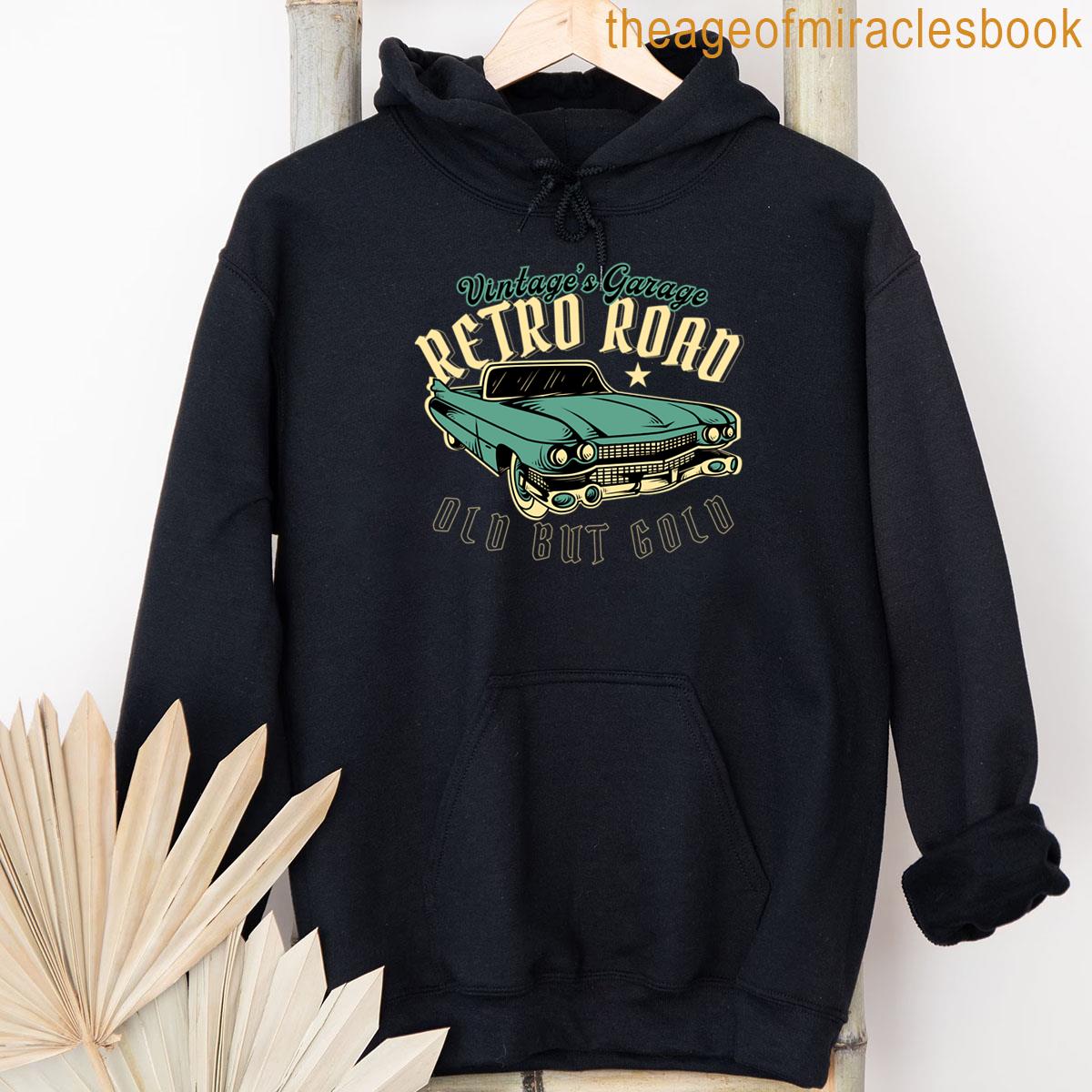 Alternative view of Vintage Garage Style Bold Black And Green Mechanic Lifestyle Tee T-shirt