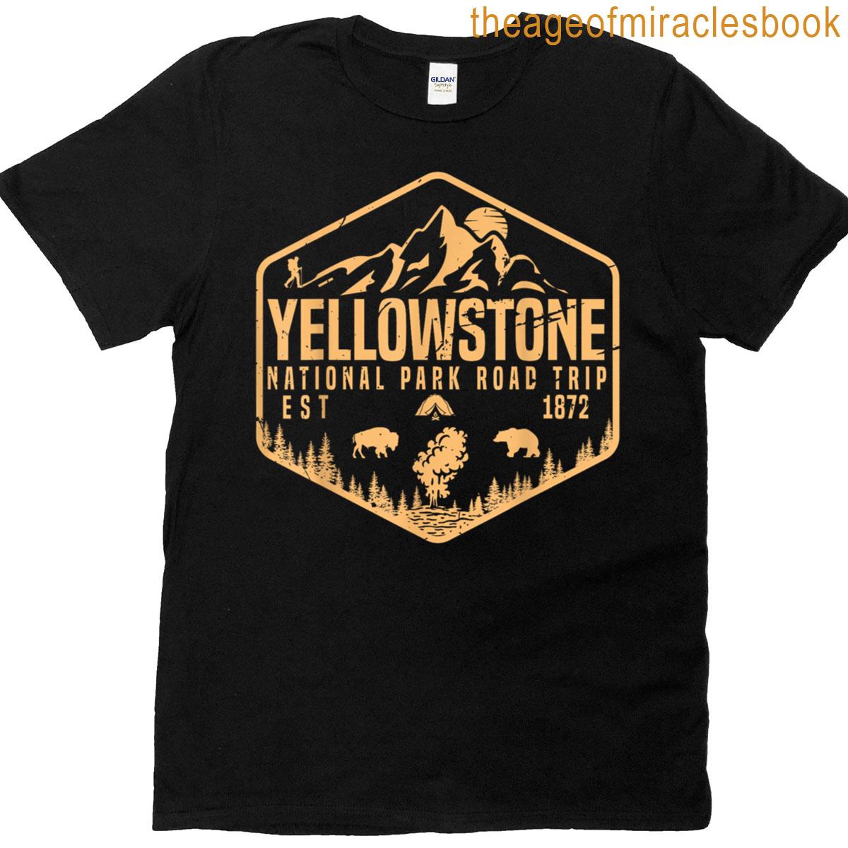 Yellowstone National Park Souvenir Family Road Trip Hiking T-shirt