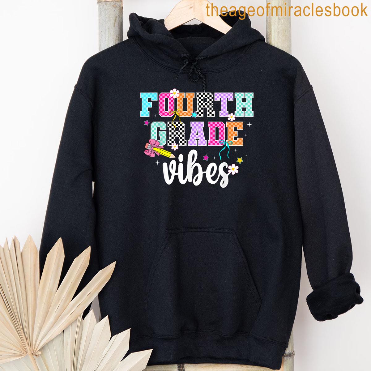 Leveled Up To 4th Grade Kids Sweatshirt – Back To School First Day Shirt
