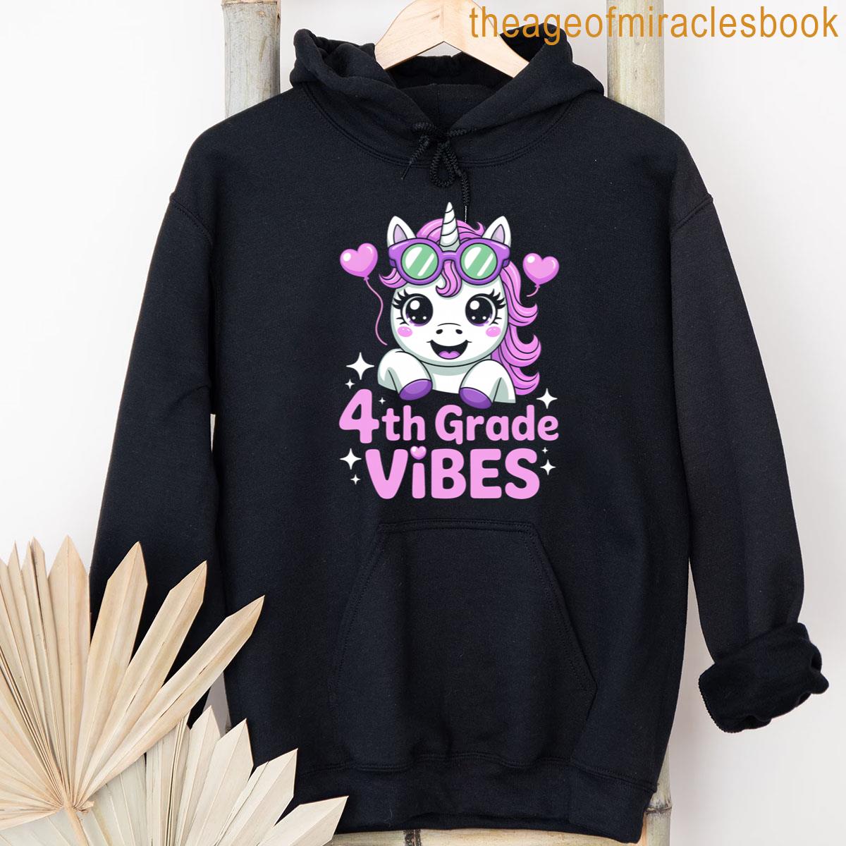 Alternative view of 4th Grade Vibes First Day Of School Unicorn For Boys Girls T-shirt