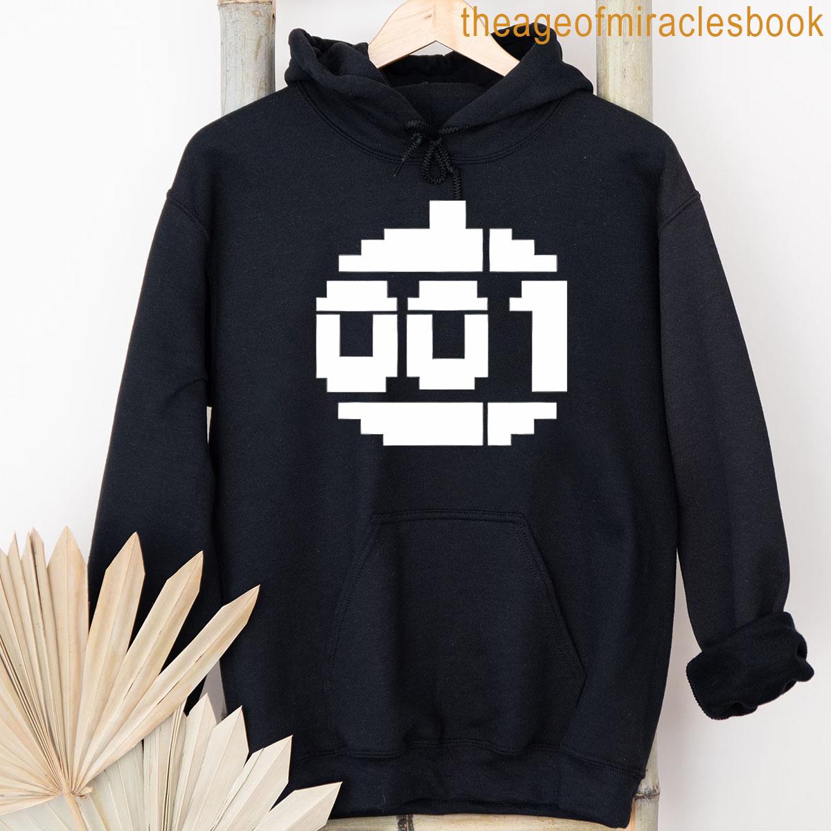 Alternative view of 001 Robot From The C64 Cult Game Paradroid From The 80s T-shirt