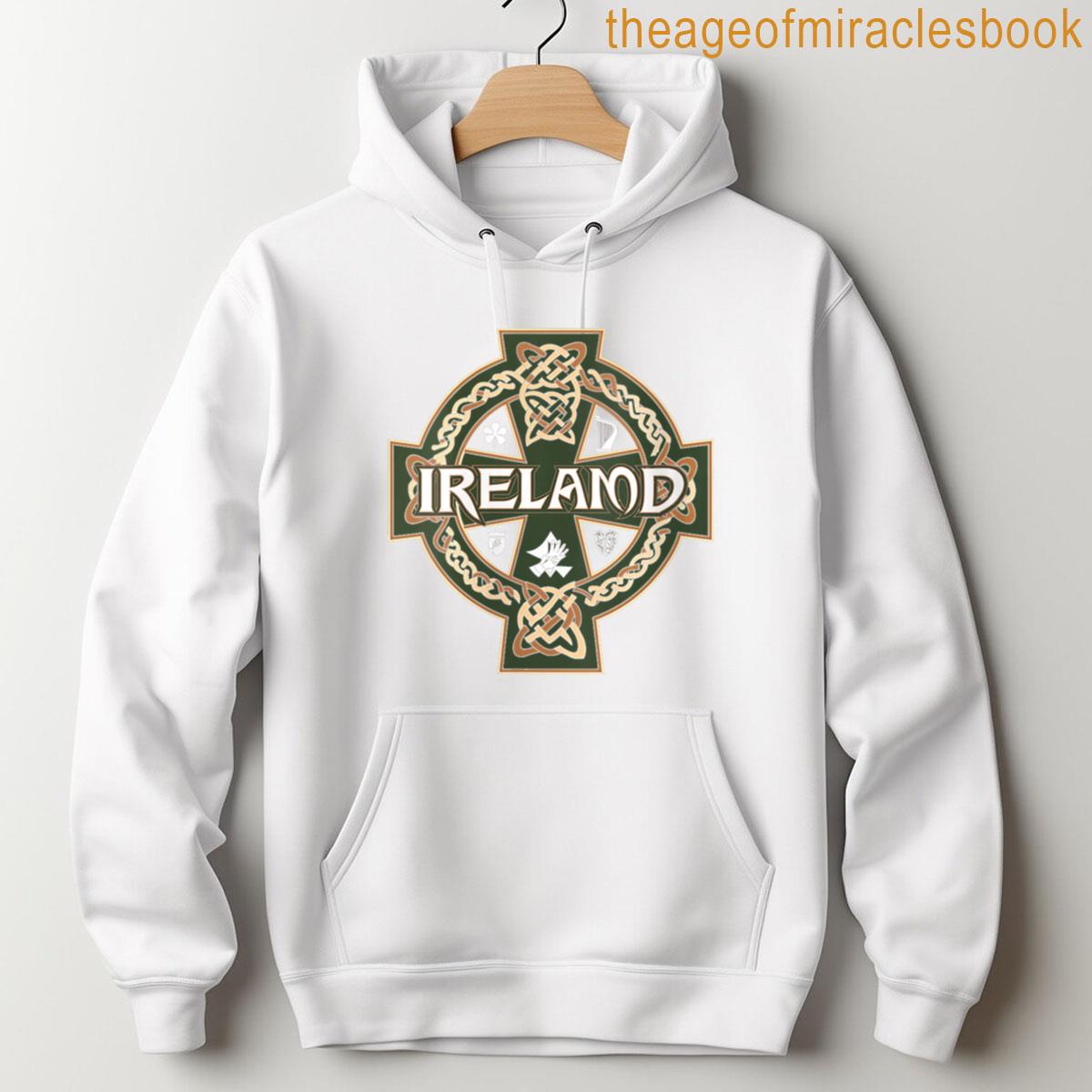 Alternative view of Womens Ireland Celtic Knot Triskelion Shamrock Harp Green T-shirt