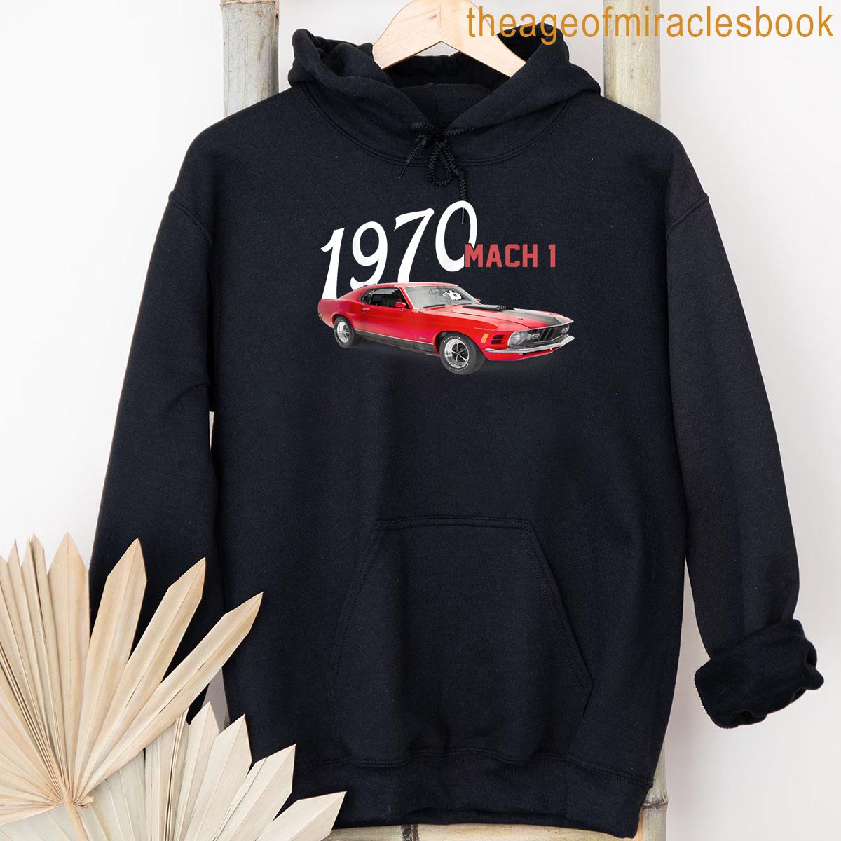 Alternative view of 1970 70 Mach 1 Red Vintage Old Car Usa Flag T-shirt