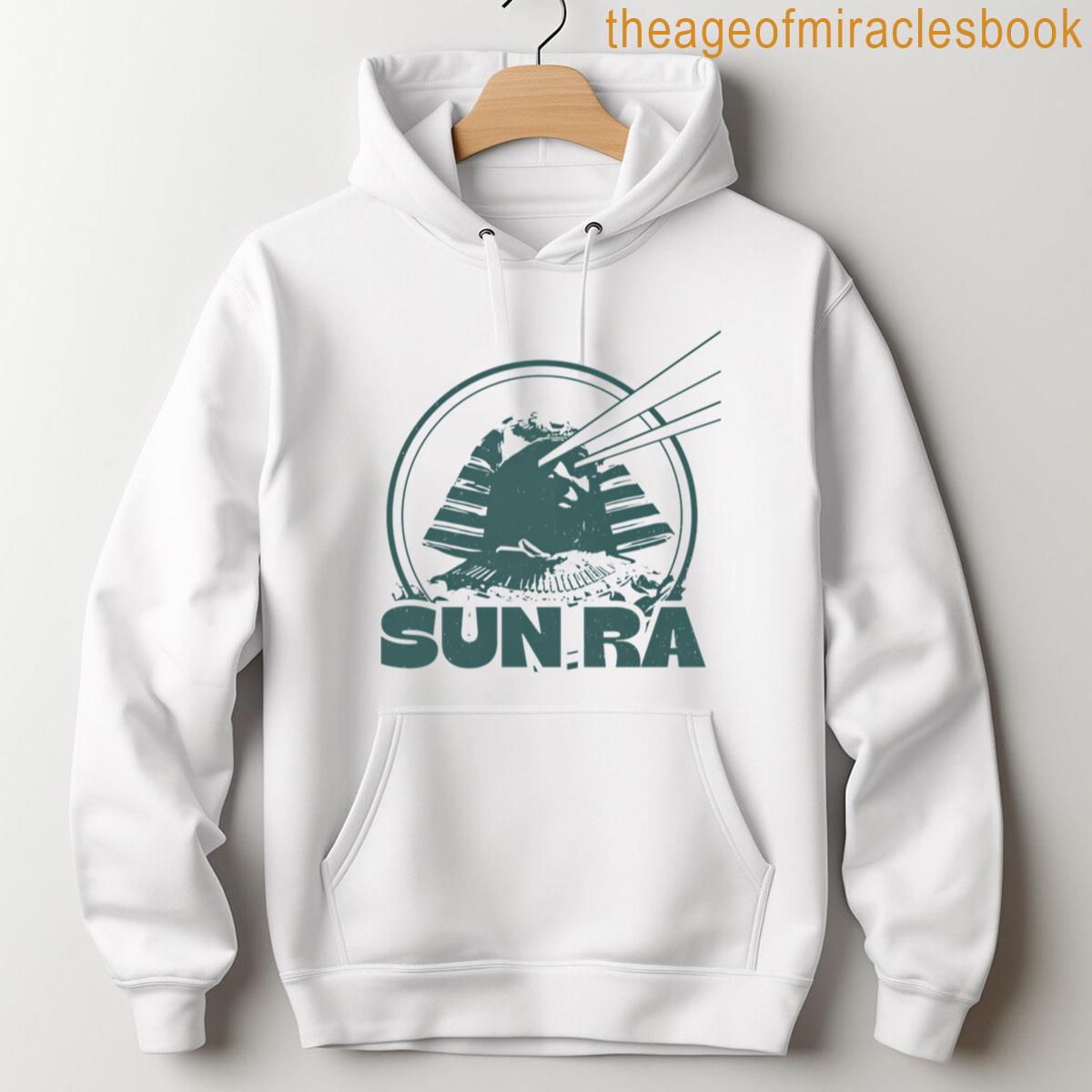 Alternative view of 11 Sun Ra Vintage Style Design T-shirt