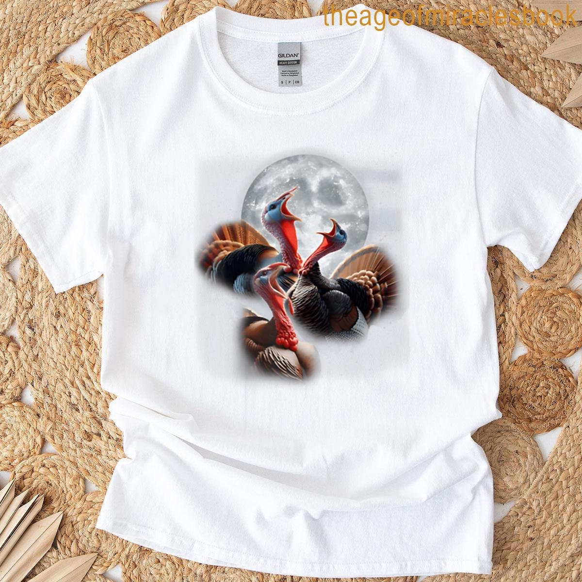 3 Turkeys Howling At The Moon Funny Turkey Hunting Lover T-shirt