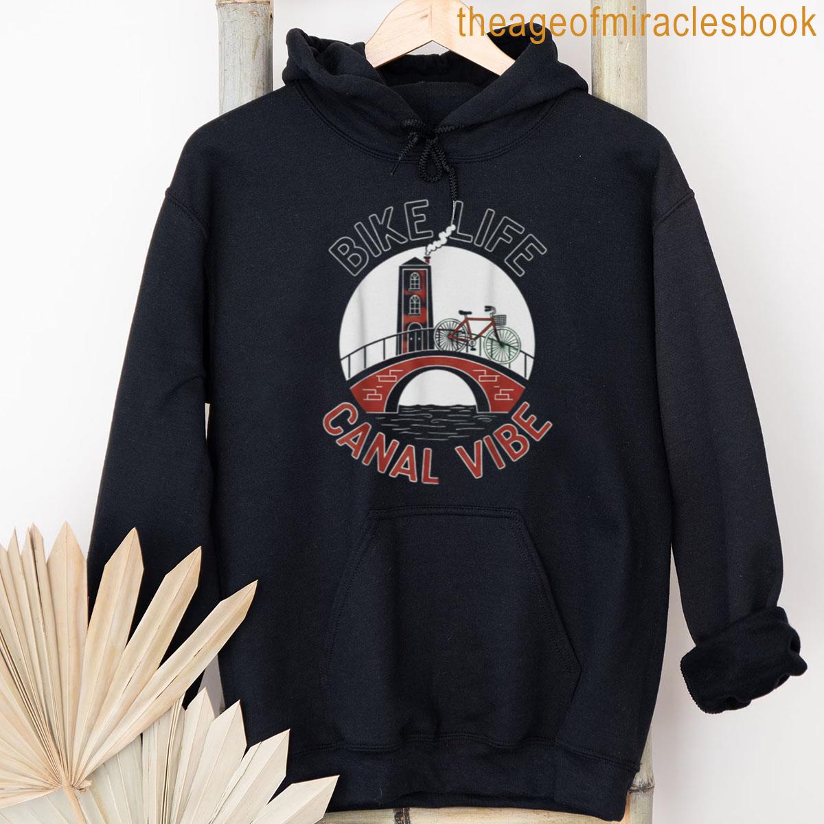 Alternative view of Amsterdam Bikes City Of Canals And Freedom T-shirt
