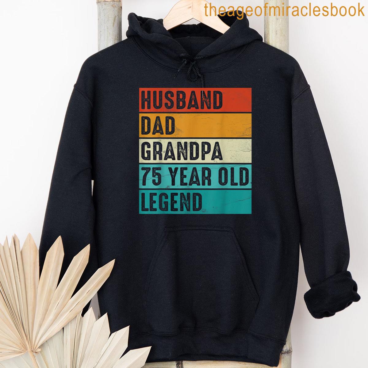 Alternative view of 75-year-old Legend Vintage Men Fathers Grandpas Birthday T-shirt